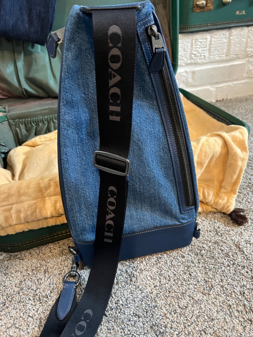 RARE Coach Purse (Crossbody Bag). Denim and Navy Leather Sling Belt Bag - Picture 8 of 14